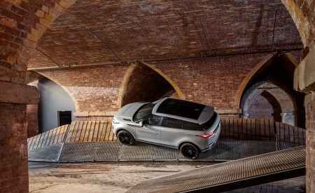 2020 Range Rover Evoque Rear Three-Quarter Wallpapers 450x275 (58)