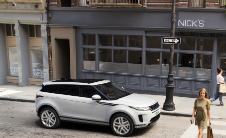 2020 Range Rover Evoque Side Wallpapers 450x275 (85)