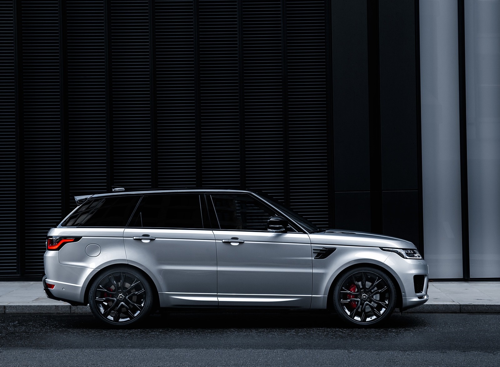 2020 Range Rover Sport HST Special Edition Side Wallpapers (11)