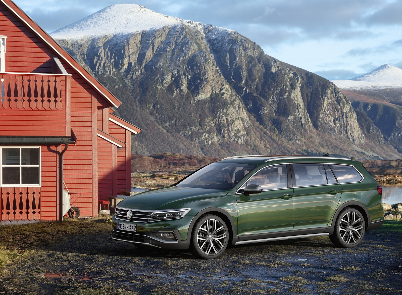 2020 Volkswagen Passat Alltrack (EU-Spec) Front Three-Quarter Wallpapers #47 of 60