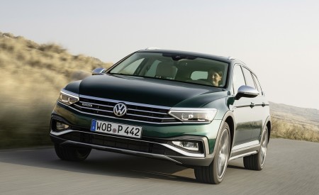 2020 Volkswagen Passat Alltrack (EU-Spec) Front Wallpapers 450x275 (7)