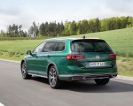 2020 Volkswagen Passat Alltrack (EU-Spec) Rear Three-Quarter Wallpapers 150x120 (20)