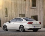 2020 Volkswagen Passat GTE Sedan (EU-Spec) Rear Three-Quarter Wallpapers 150x120