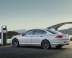 2020 Volkswagen Passat GTE Sedan (EU-Spec) Rear Three-Quarter Wallpapers 150x120