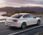 2020 Volkswagen Passat GTE Sedan (EU-Spec) Rear Three-Quarter Wallpapers 150x120