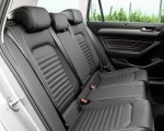 2020 Volkswagen Passat GTE Variant (Plug-In Hybrid EU-Spec) Interior Rear Seats Wallpapers 150x120