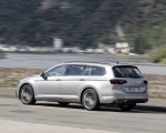 2020 Volkswagen Passat GTE Variant (Plug-In Hybrid EU-Spec) Rear Three-Quarter Wallpapers 150x120