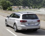 2020 Volkswagen Passat GTE Variant (Plug-In Hybrid EU-Spec) Rear Three-Quarter Wallpapers 150x120