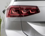 2020 Volkswagen Passat GTE Variant (Plug-In Hybrid EU-Spec) Tail Light Wallpapers 150x120