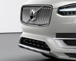 2020 Volvo XC90 Inscription T8 Plug-in Hybrid (Color: Birch Light Metallic) Front Bumper Wallpapers 150x120 (30)