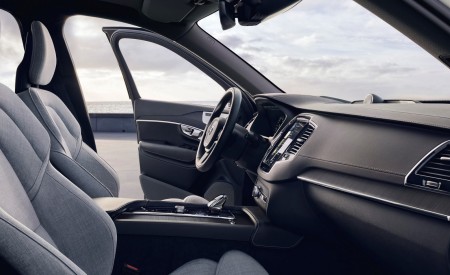2020 Volvo XC90 Inscription T8 Plug-in Hybrid (Color: Birch Light Metallic) Interior Wallpapers 450x275 (35)