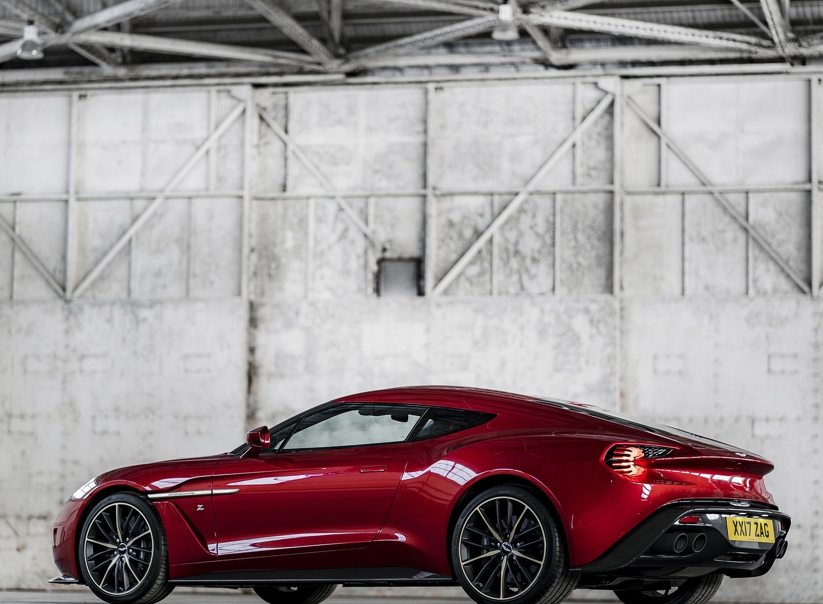 2018 Aston Martin Vanquish Zagato Coupe Rear Three-Quarter Wallpapers (8)