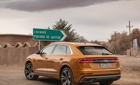 2019 Audi Q8 (Color: Dragon Orange) Rear Three-Quarter Wallpapers 450x275 (138)