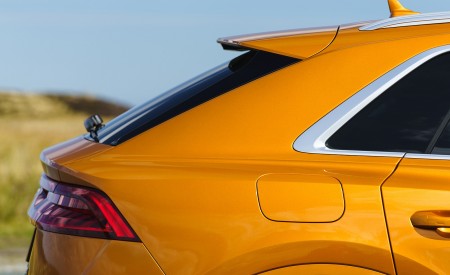 2019 Audi Q8 S Line 50 TDI Quattro (UK-Spec) Detail Wallpapers 450x275 (81)