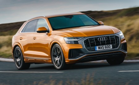 2019 Audi Q8 S Line 50 TDI Quattro (UK-Spec) Front Three-Quarter Wallpapers 450x275 (34)
