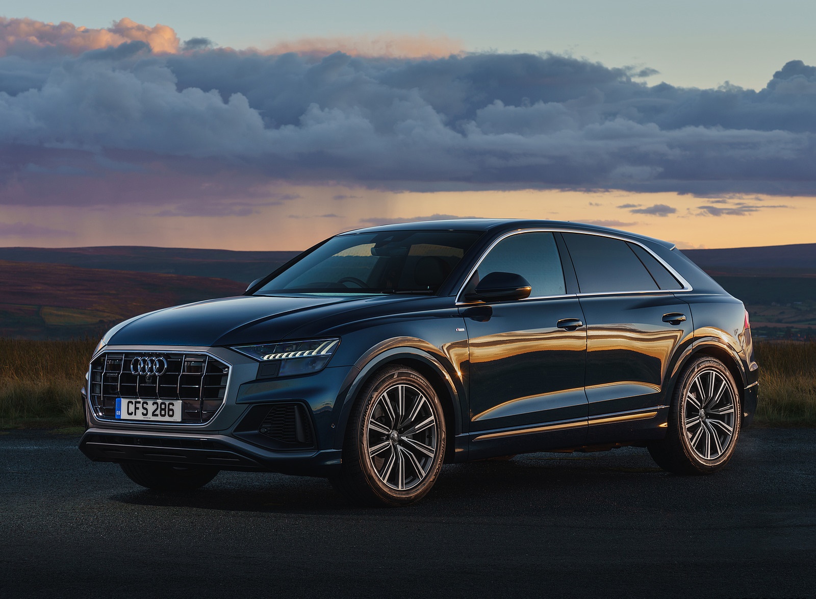 2019 Audi Q8 S Line 50 TDI Quattro (UK-Spec) Front Three-Quarter Wallpapers (9)