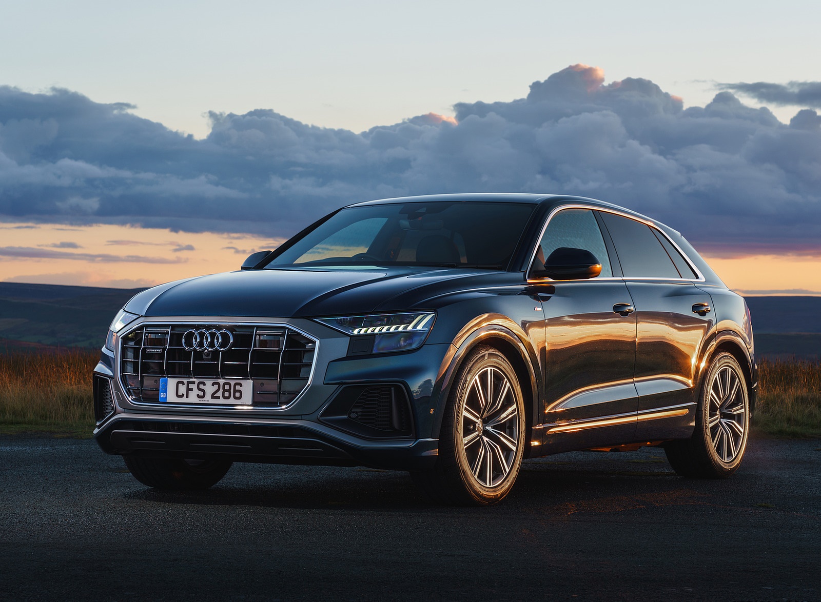 2019 Audi Q8 S Line 50 TDI Quattro (UK-Spec) Front Three-Quarter Wallpapers (10)