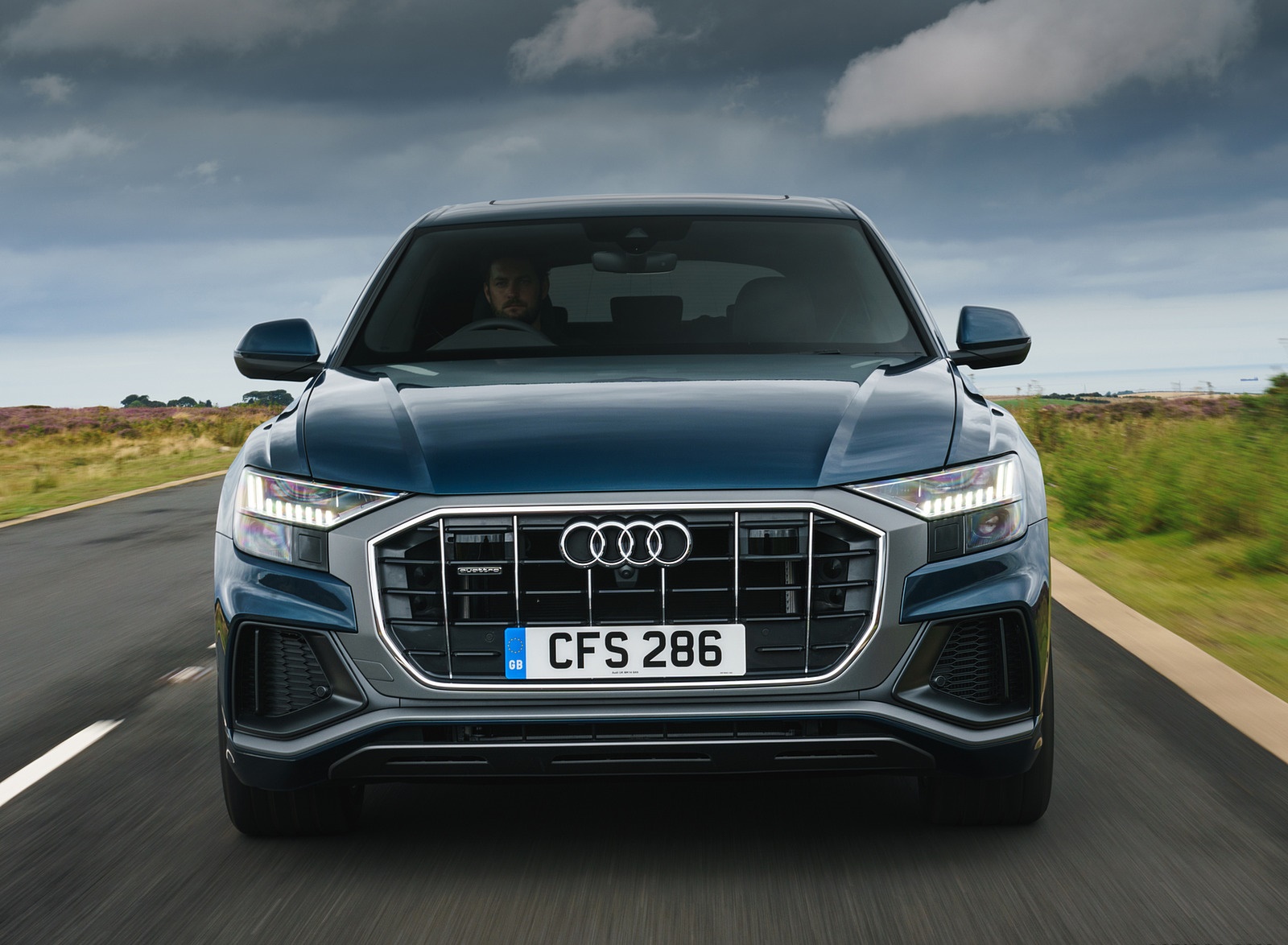 2019 Audi Q8 S Line 50 TDI Quattro (UK-Spec) Front Wallpapers (4)