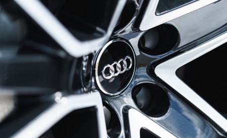 2019 Audi Q8 S Line 50 TDI Quattro (UK-Spec) Wheel Wallpapers 450x275 (78)