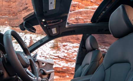 2019 Audi Q8 (US-Spec) Interior Wallpapers 450x275 (101)