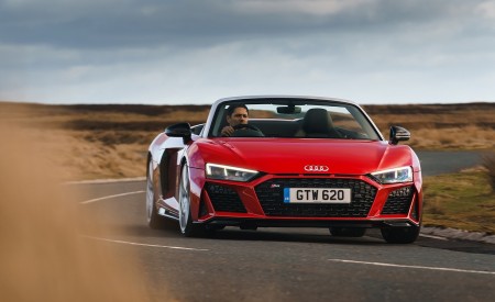 2019 Audi R8 V10 Spyder Performance quattro (UK-Spec) Front Wallpapers 450x275 (33)