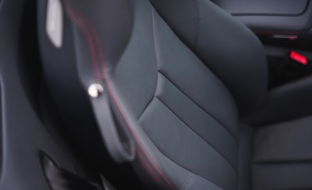 2019 Audi R8 V10 Spyder Performance quattro (UK-Spec) Interior Seats Wallpapers 450x275 (91)