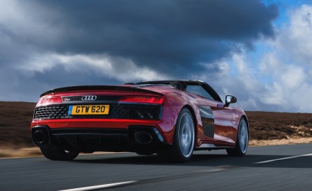 2019 Audi R8 V10 Spyder Performance quattro (UK-Spec) Rear Three-Quarter Wallpapers 450x275 (8)