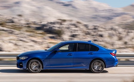 2019 BMW 3-Series Saloon 320d xDrive (UK-Spec) Side Wallpapers 450x275 (9)
