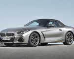 2019 BMW Z4 M40i (UK-Spec) Front Three-Quarter Wallpapers 150x120