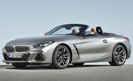 2019 BMW Z4 M40i (UK-Spec) Front Three-Quarter Wallpapers 450x275 (114)