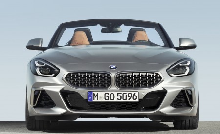 2019 BMW Z4 M40i (UK-Spec) Front Wallpapers 450x275 (124)