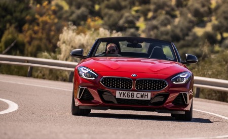 2019 BMW Z4 M40i (UK-Spec) Front Wallpapers 450x275 (54)