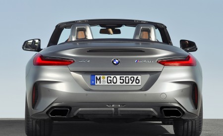 2019 BMW Z4 M40i (UK-Spec) Rear Wallpapers 450x275 (127)