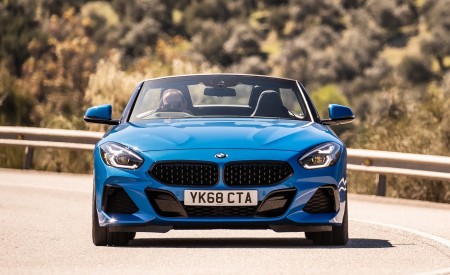 2019 BMW Z4 sDrive20i (UK-Spec) Front Wallpapers 450x275 (4)