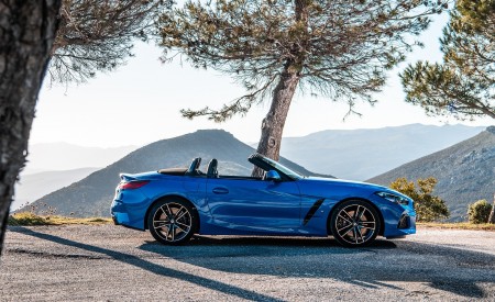 2019 BMW Z4 sDrive20i (UK-Spec) Side Wallpapers 450x275 (25)