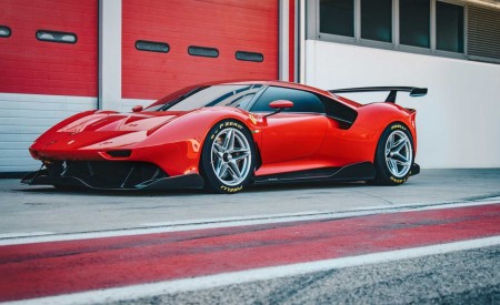 2019 Ferrari P80/C Front Three-Quarter Wallpapers 450x275 (22)
