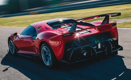 2019 Ferrari P80/C Rear Three-Quarter Wallpapers 450x275 (4)