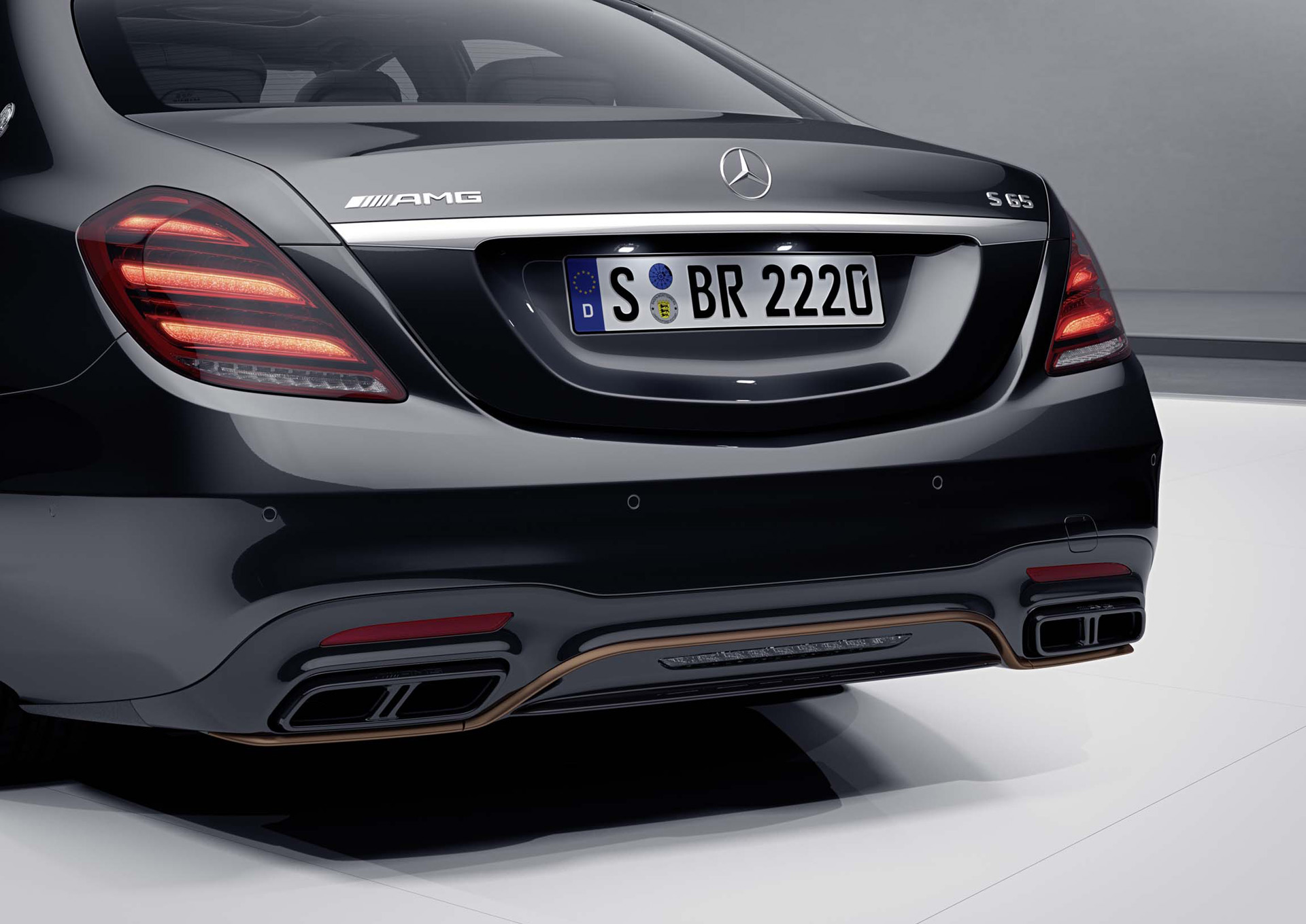 2019 Mercedes-AMG S65 Final Edition Rear Bumper Wallpapers (4)