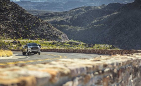 2019 Ram 2500 Heavy Duty Front Wallpapers 450x275 (15)