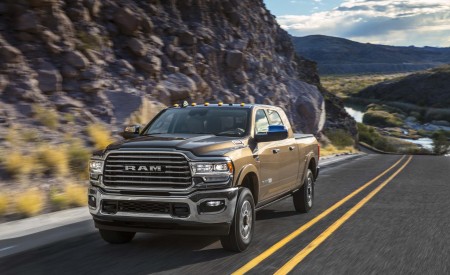2019 Ram 2500 Heavy Duty Front Wallpapers 450x275 (6)