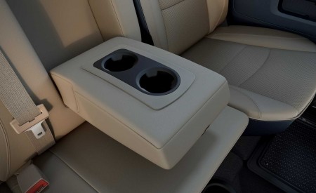 2019 Ram 2500 Heavy Duty Interior Rear Seats Wallpapers 450x275 (27)