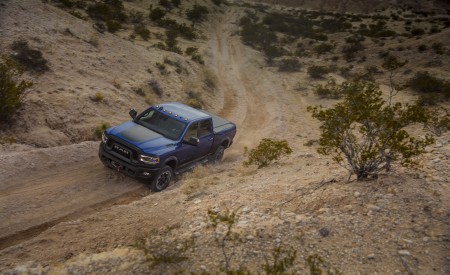 2019 Ram 2500 Power Wagon (Color: Blue Streak) Front Three-Quarter Wallpapers 450x275 (4)