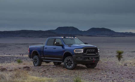 2019 Ram 2500 Power Wagon (Color: Blue Streak) Front Three-Quarter Wallpapers 450x275 (21)