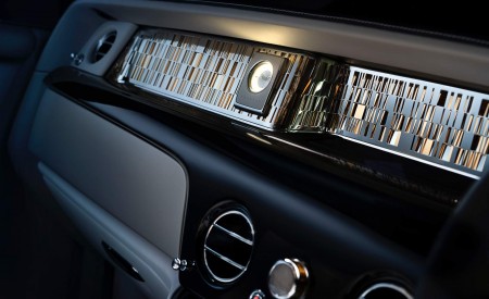 2019 Rolls-Royce Phantom Tranquillity Interior Detail Wallpapers 450x275 (11)