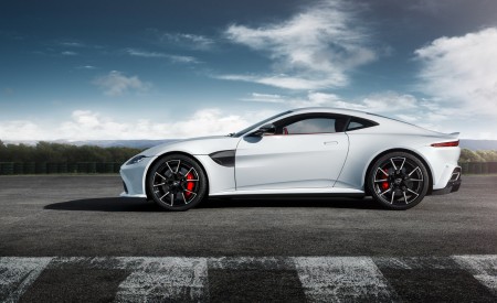 2019 STARTECH Aston Martin Vantage Side Wallpapers 450x275 (3)