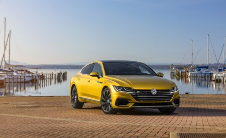 2019 Volkswagen Arteon R-Line Front Wallpapers 450x275 (4)