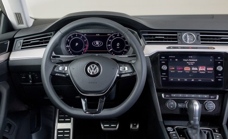 2019 Volkswagen Arteon (US-Spec) Interior Cockpit Wallpapers 450x275 (21)