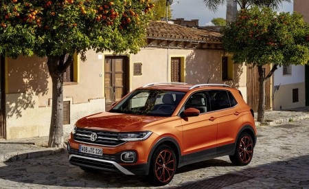 2019 Volkswagen T-Cross Front Three-Quarter Wallpapers 450x275 (18)