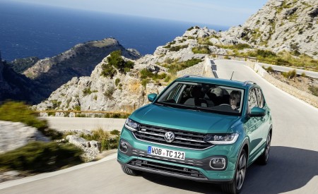 2019 Volkswagen T-Cross Front Wallpapers 450x275 (25)