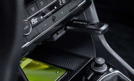 2019 Volkswagen T-Cross Interior Detail Wallpapers 450x275 (44)